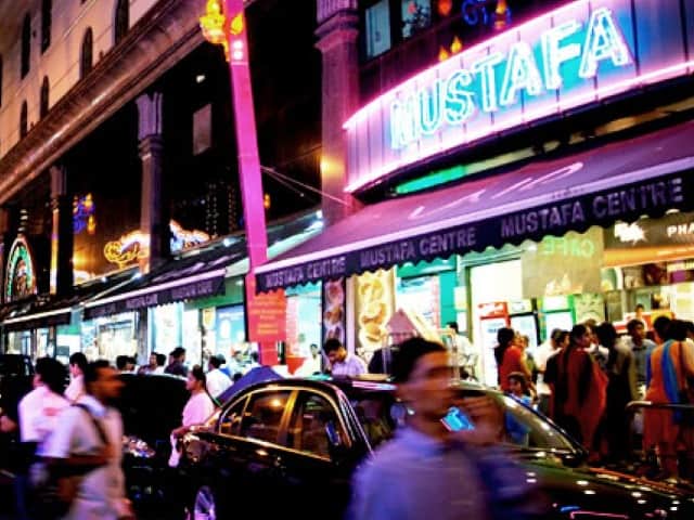 mustafa shopping, Best Budget Shopping Places Singapore, Cheap Shopping Singapore, What are the cheapest things to buy in Singapore?, Are clothes cheaper in Singapore?, What is best in Singapore for shopping?, Is H&M cheaper in Singapore?, What can you buy with $1 in Singapore?, Is Zara cheaper in Singapore?, discount stores Singapore, budget shopping Singapore, where to buy cheap clothes in singapore online, places to shop for clothes in singapore, best places to shop for clothes in singapore, which brands are cheaper in singapore, street shopping in singapore, 3 for $10 shops in singapore, where to buy cheap shoes in singapore, retail shops in singapore, 
